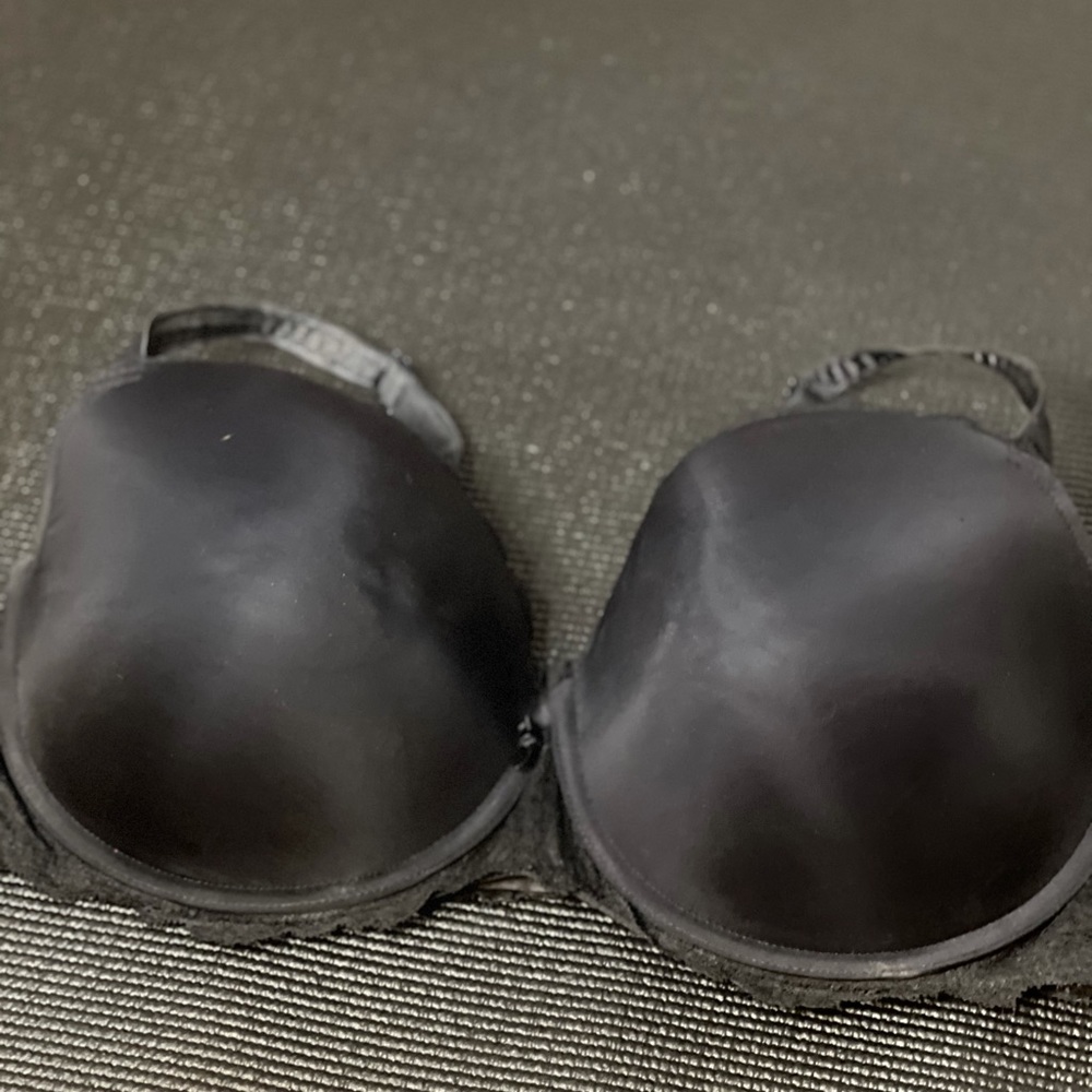 Torrid | 42DDD black bra with lace